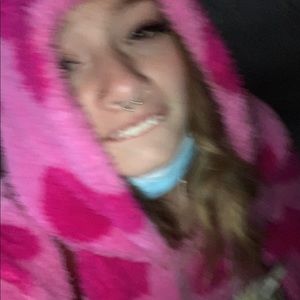 Meet your Posher, Sky